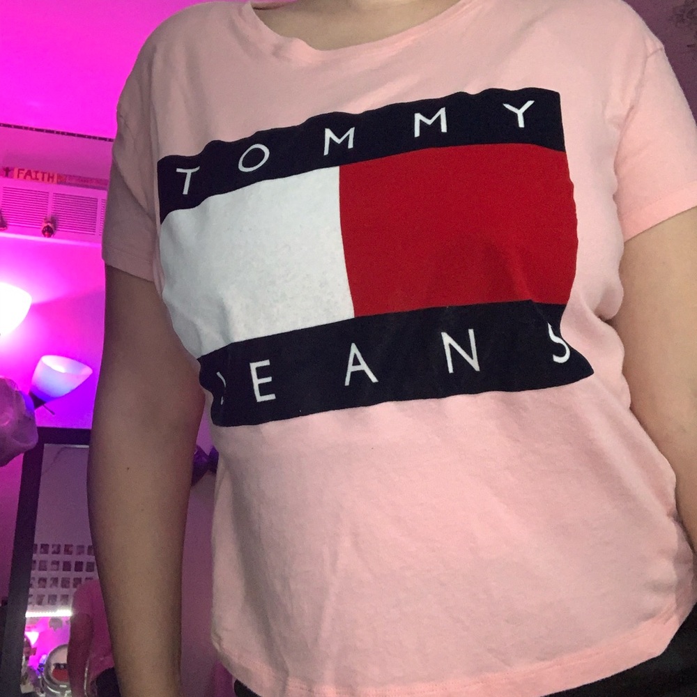 TOMMY TEE